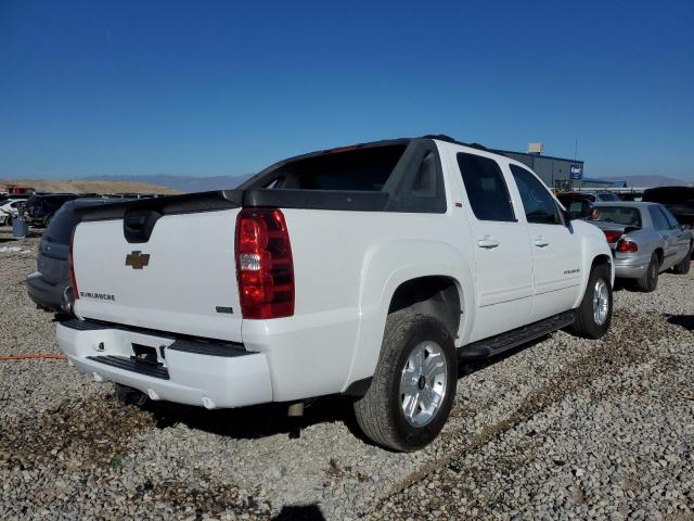Photo 4 from auction – 2011 CHEVROLET AVALANCHE with VIN 3GNTKFE3XBG334412