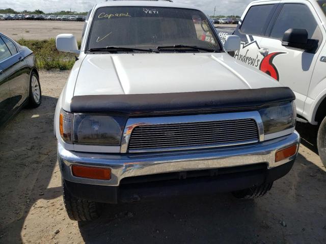 Photo 5 from auction – 1998 TOYOTA 4RUNNER SR with VIN JT3GN86R1W0063593
