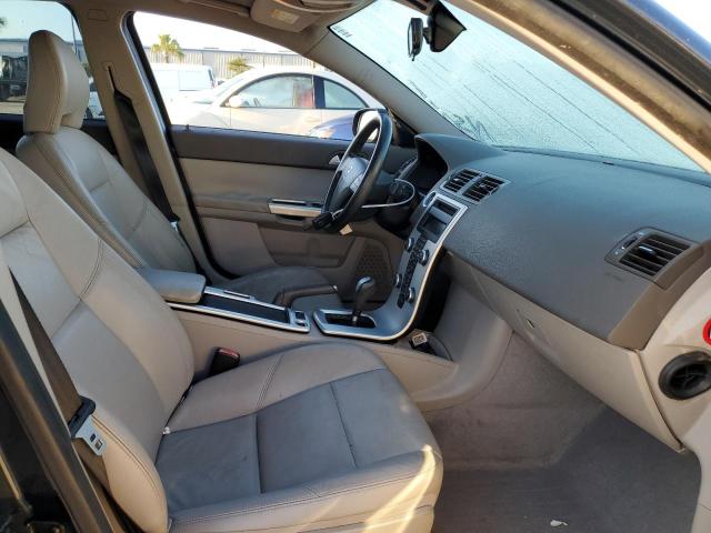 Photo 5 from auction – 2010 VOLVO S40 2.4I with VIN YV1382MS1A2504134