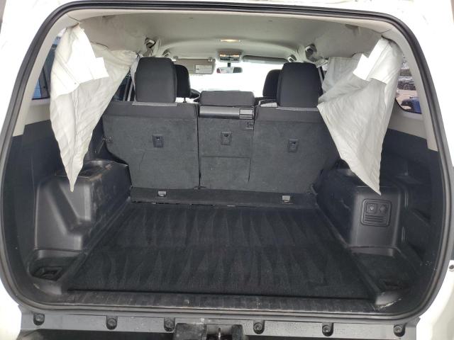 Photo 9 from auction – 2016 TOYOTA 4RUNNER SR with VIN JTEZU5JR3G5142115