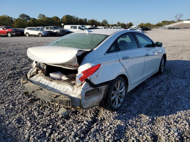 Photo 4 from auction – 2012 HYUNDAI SONATA SE with VIN 5NPEC4AC5CH428716
