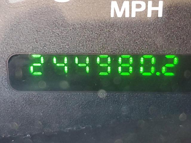 Photo 8 from auction – 2003 FORD F150 with VIN 1FTRX08L83KC20366