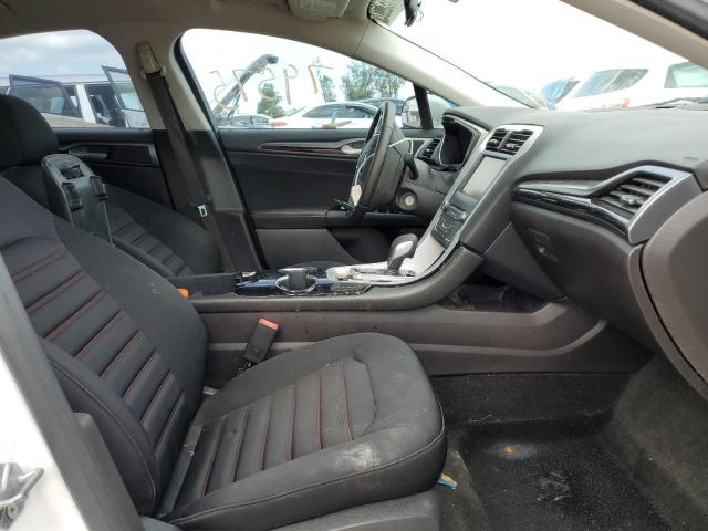 Photo 5 from auction – 2016 FORD FUSION SE with VIN 3FA6P0HD6GR266376