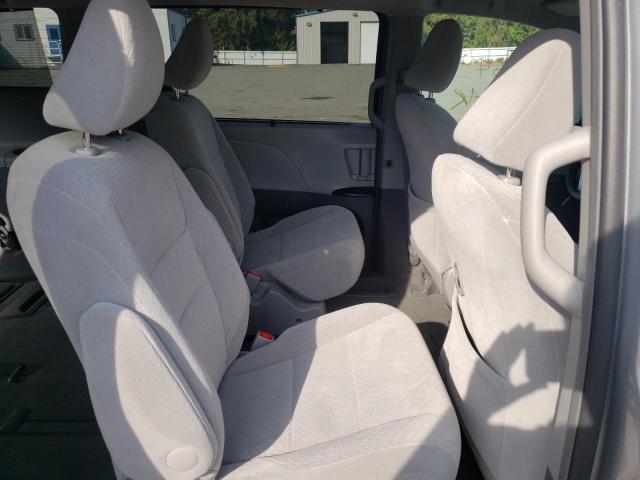 Photo 6 from auction – 2015 TOYOTA SIENNA LE with VIN 5TDJK3DC3FS104265