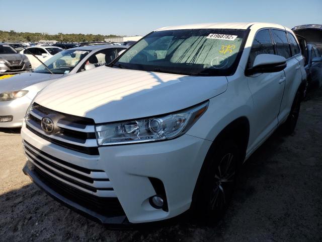 Photo 2 from auction – 2018 TOYOTA HIGHLANDER with VIN 5TDZZRFH1JS258203