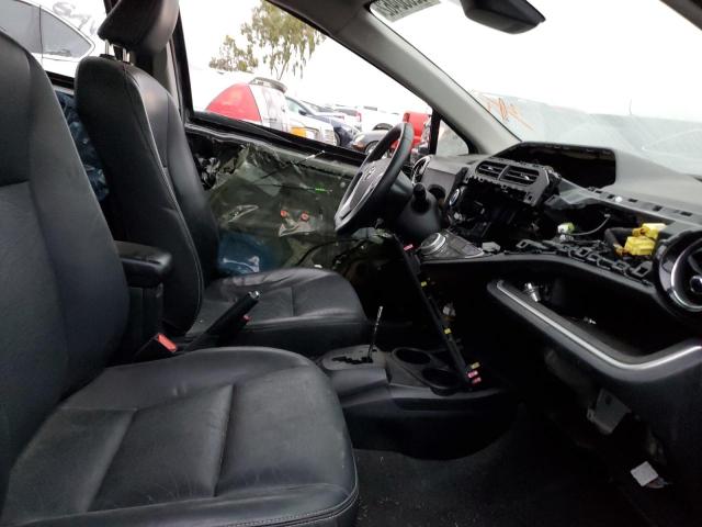 Photo 5 from auction – 2017 TOYOTA PRIUS C with VIN JTDKDTB34H1592630