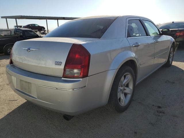 Photo 4 from auction – 2005 CHRYSLER 300 TOURIN with VIN 2C3JA53G65H512540
