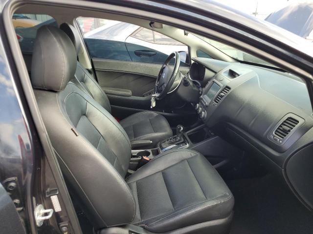 Photo 5 from auction – 2017 KIA FORTE EX with VIN KNAFX5A88H5715885