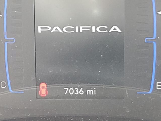 Photo 8 from auction – 2020 CHRYSLER PACIFICA T with VIN 2C4RC1BG4LR190572