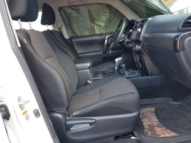 Photo 5 from auction – 2018 TOYOTA 4RUNNER SR with VIN JTEBU5JR3J5540126