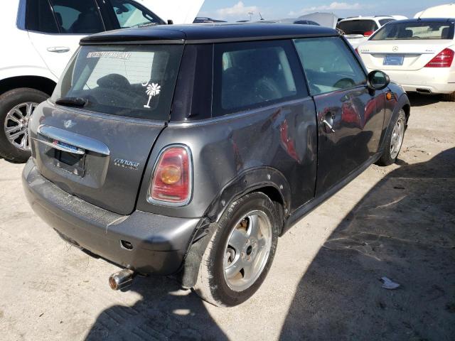 Photo 4 from auction – 2010 MINI COOPER with VIN WMWMF3C51ATZ25182