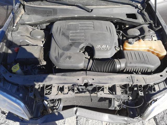 Photo 7 from auction – 2013 CHRYSLER 300 with VIN 2C3CCAAG5DH702651