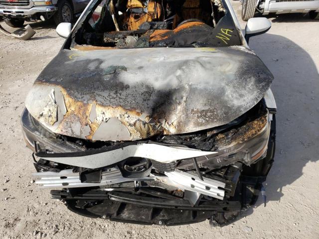 Photo 7 from auction – 2022 TOYOTA COROLLA LE with VIN 5YFVPMAE0NP319236