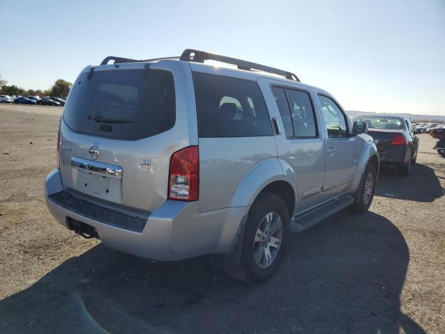 Photo 4 from auction – 2010 NISSAN PATHFINDER with VIN 5N1AR1NB0AC627450