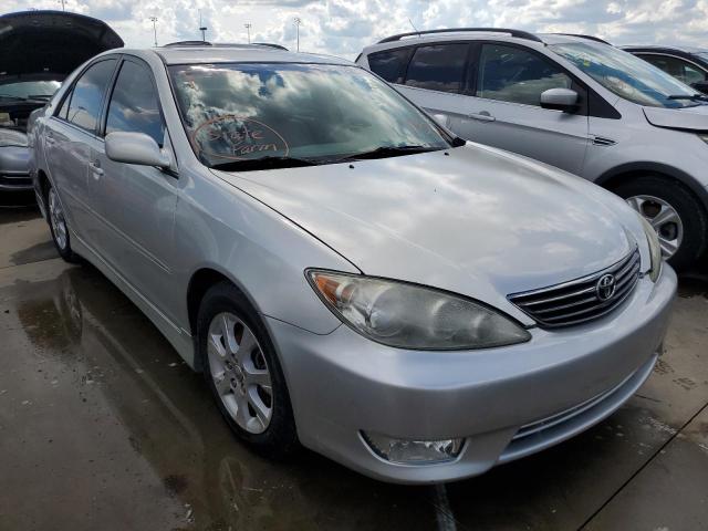 TOYOTA CAMRY LE 2005 with VIN 4T1BF30K05U595907 - Photo from auction