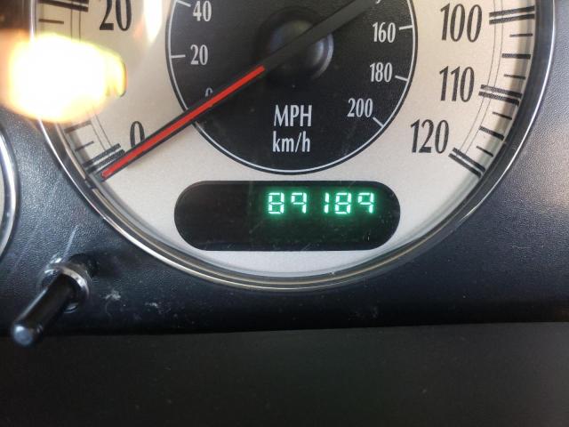 Photo 8 from auction – 2002 CHRYSLER TOWN & COU with VIN 2C8GP54L82R781949