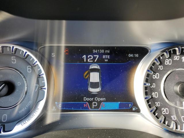 Photo 8 from auction – 2015 CHRYSLER 200 C with VIN 1C3CCCEG5FN543582