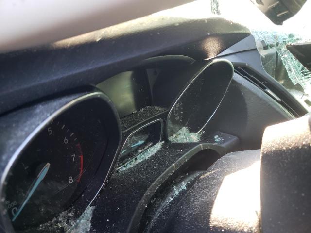 Photo 8 from auction – 2019 FORD ESCAPE SEL with VIN 1FMCU0HD9KUC02786