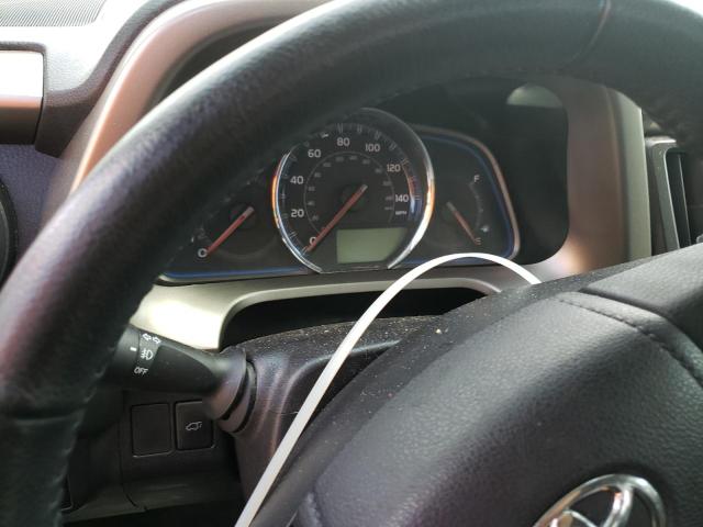 Photo 8 from auction – 2015 TOYOTA RAV4 LIMIT with VIN 2T3YFREV8FW211509