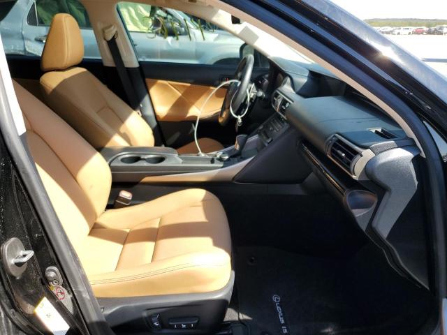 Photo 5 from auction – 2018 LEXUS IS 300 with VIN JTHBA1D22J5069329