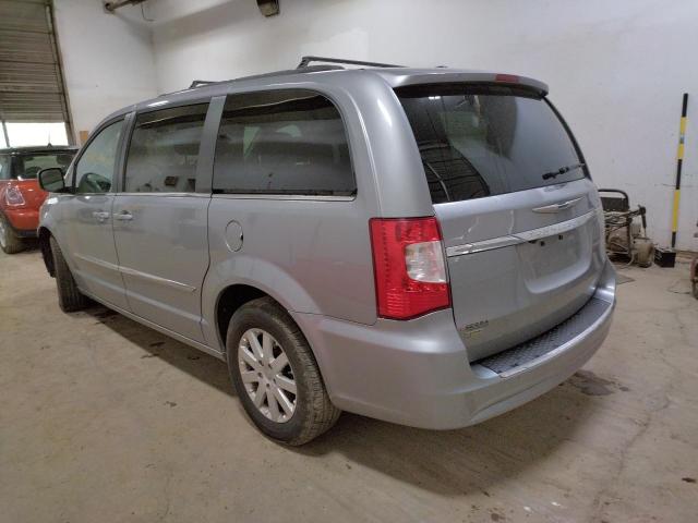 Photo 3 from auction – 2015 CHRYSLER TOWN & COU with VIN 2C4RC1BG5FR594937