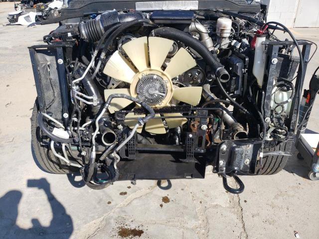 Photo 9 from auction – 2018 CHEVROLET SILVERADO with VIN 1GC1KVEYXJF232744