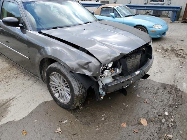Photo 9 from auction – 2009 CHRYSLER 300 LX with VIN 2C3LA43D49H589969