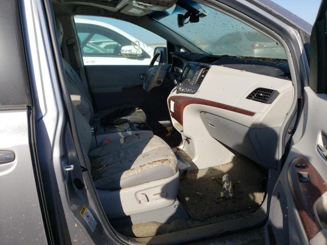 Photo 5 from auction – 2011 TOYOTA SIENNA XLE with VIN 5TDYK3DC6BS039789