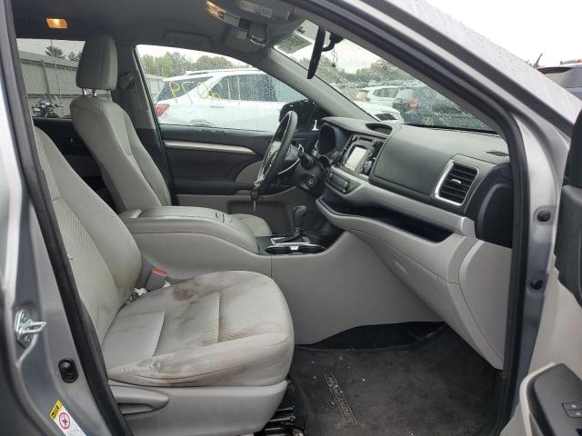 Photo 5 from auction – 2014 TOYOTA HIGHLANDER with VIN 5TDBKRFH0ES009421