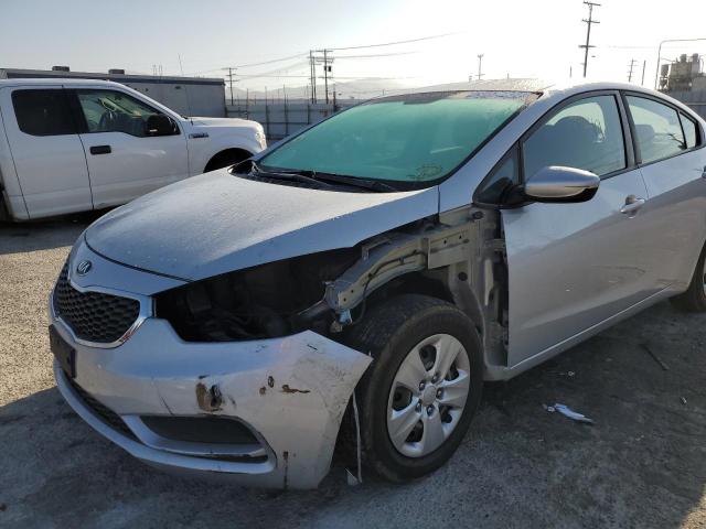Photo 9 from auction – 2016 KIA FORTE LX with VIN KNAFK4A6XG5589065