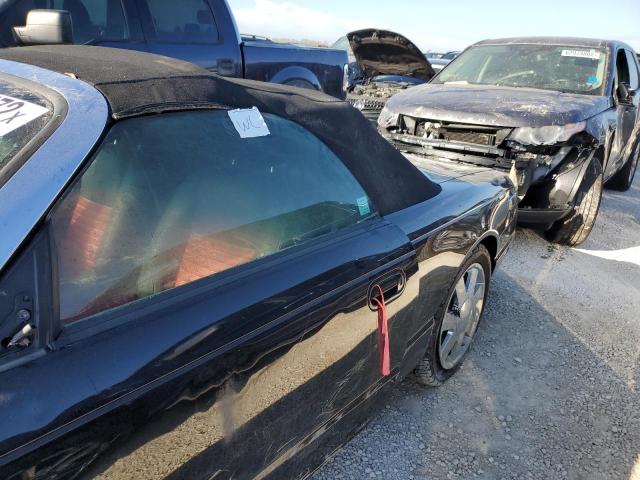 Photo 9 from auction – 2002 FORD THUNDERBIR with VIN 1FAHP60A92Y123512