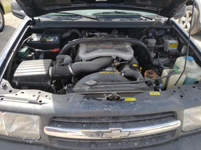 Photo 7 from auction – 2001 CHEVROLET TRACKER ZR with VIN 2CNBJ734316937765