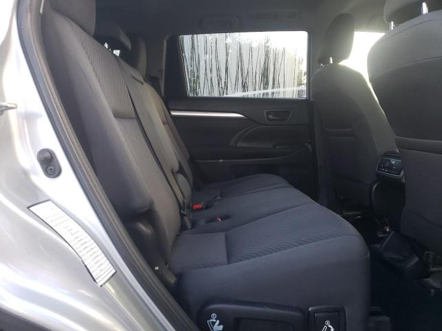 Photo 6 from auction – 2019 TOYOTA HIGHLANDER with VIN 5TDZZRFH6KS319384