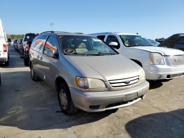 TOYOTA SIENNA LE 2003 with VIN 4T3ZF13C73U539605 - Photo from auction