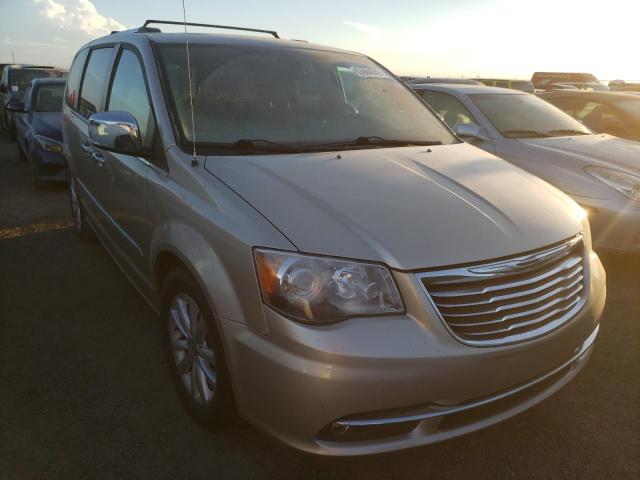 CHRYSLER TOWN & COU 2016 with VIN 2C4RC1GG9GR261988 - Photo from auction