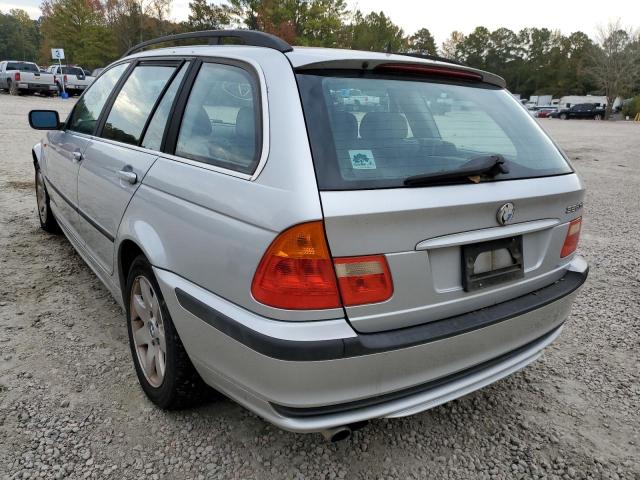 Photo 3 from auction – 2003 BMW 325 XIT with VIN WBAEP33493PF03040