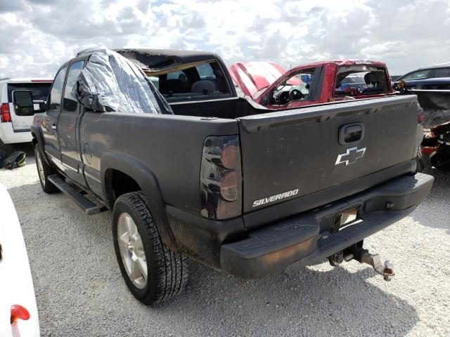 Photo 3 from auction – 2003 CHEVROLET SILVERADO with VIN 2GCEC19X631128514
