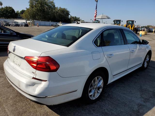 Photo 4 from auction – 2016 VOLKSWAGEN PASSAT S with VIN 1VWAT7A33GC003333