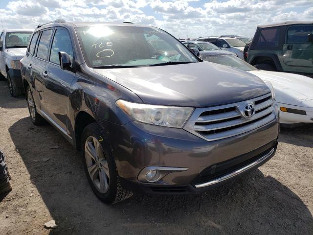 TOYOTA HIGHLANDER 2013 مع رقم تعريف المركبة 5TDDK3EH6DS244718 - صورة من المزاد