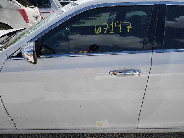 Photo 9 from auction – 2019 CHRYSLER 300 LIMITE with VIN 2C3CCAEG8KH585669