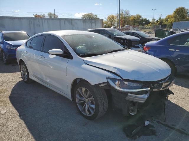 CHRYSLER 200 S 2015 with VIN 1C3CCCBG2FN698918 - Photo from auction