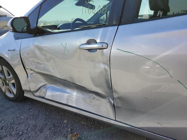 Photo 9 from auction – 2016 TOYOTA PRIUS with VIN JTDKARFUXG3009060