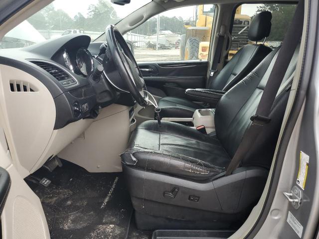 Photo 5 from auction – 2016 CHRYSLER TOWN & COU with VIN 2C4RC1BGXGR157128