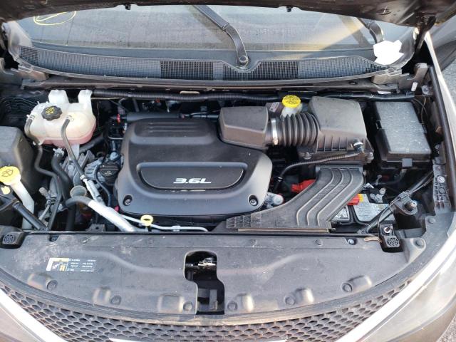 Photo 7 from auction – 2017 CHRYSLER PACIFICA T with VIN 2C4RC1DG8HR816600