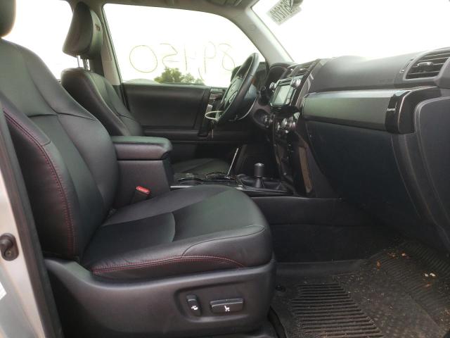 Photo 5 from auction – 2018 TOYOTA 4RUNNER SR with VIN JTEBU5JR5J5539172