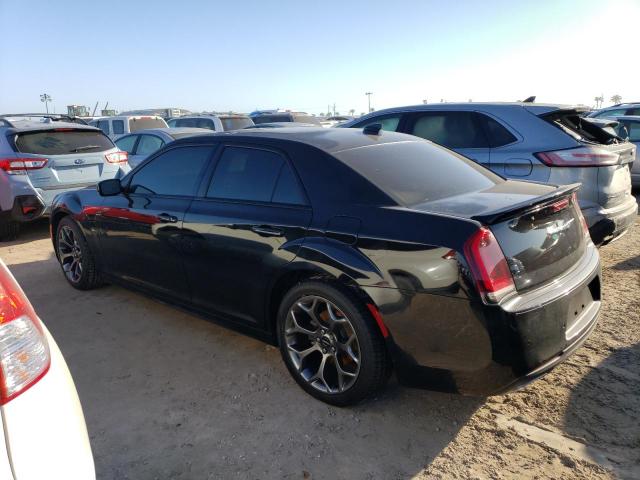 Photo 3 from auction – 2015 CHRYSLER 300 S with VIN 2C3CCABT4FH882171