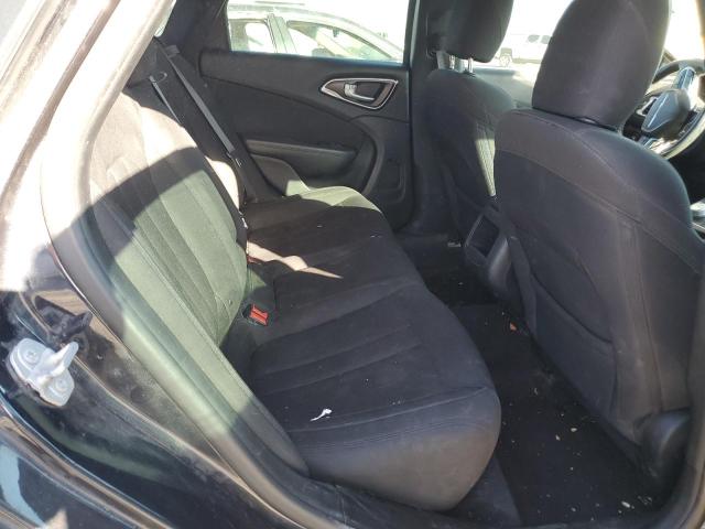 Photo 6 from auction – 2016 CHRYSLER 200 LIMITE with VIN 1C3CCCAB0GN174030
