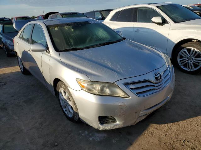 TOYOTA CAMRY BASE 2011 con VIN 4T1BF3EK7BU724889 - Foto de la subasta