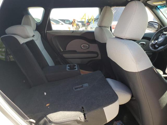 Photo 6 from auction – 2014 KIA SOUL with VIN KNDJN2A29E7713995