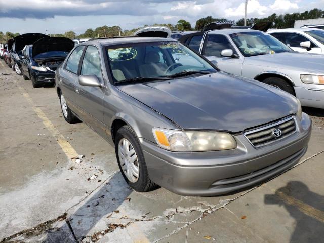 Photo 1 from auction – 2001 TOYOTA CAMRY CE with VIN 4T1BG22K71U034103